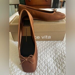 DOLCE VITA “Anisa” Flats in Copper Metallic 7 NEW IN BOX